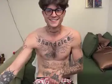 Chaturbate Watch Live Sex Cams of prettyboyszn