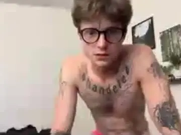 Chaturbate Live Sex of prettyboyszn