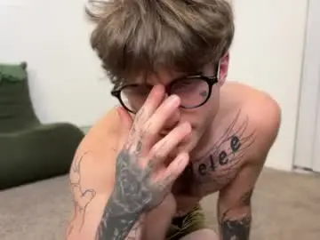Chaturbate Free Porn Cam of prettyboyszn