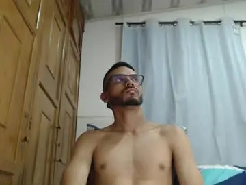 Chaturbate Live Sex Cam of th_russ