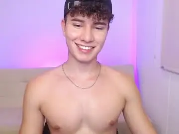 Chaturbate Free Live Porn of adrian_morelli