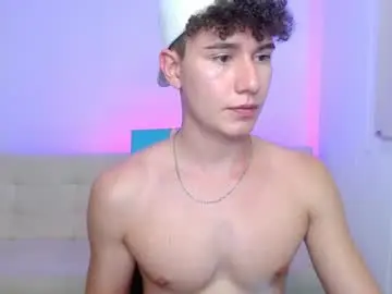 Chaturbate Best live sex cam show of adrian_morelli