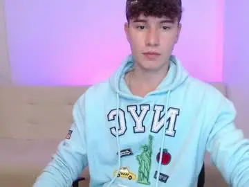 Chaturbate Live Sex of adrian_morelli