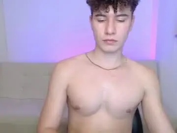 Chaturbate Watch Live Sex Cams of adrian_morelli