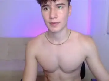 Chaturbate Live Sex Cam of adrian_morelli