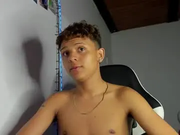 Chaturbate Live Porn of carlos_foxx