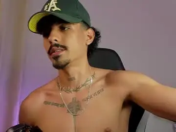 Chaturbate Sex Chat of lukeetaylor_