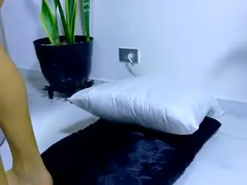 Chaturbate Best live sex cam show of lworales
