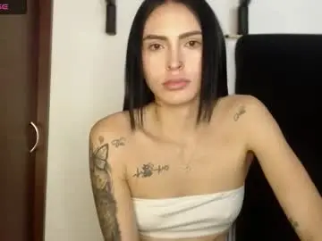 Chaturbate Live Sex of petite_linda