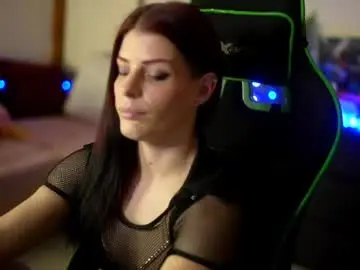 Chaturbate Live Sex Cam of stella_shock