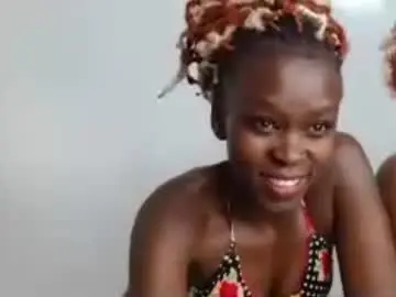 Chaturbate Best live sex cam show of darkberry_ebony2