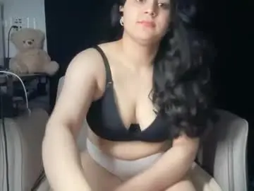 Chaturbate Free Porn Cam of ema_lov3