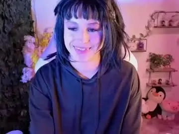 Chaturbate Live Sex Cam of eymmy_24