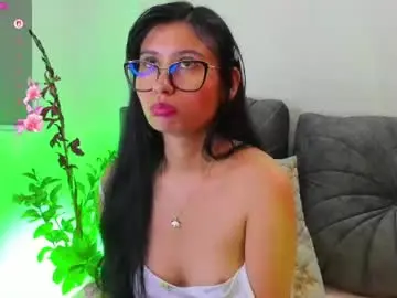 Chaturbate Free Porn Cam of nayecloud