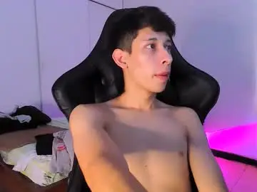 Chaturbate Nude Webcam of danielsex_1