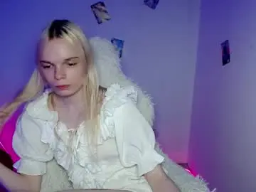 Chaturbate Watch Live Sex Cams of emily_nyaffe