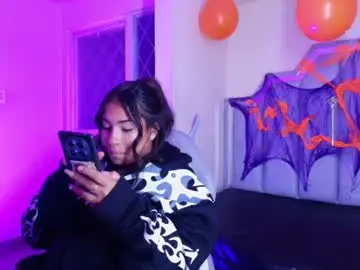 Chaturbate Free Porn Cam of melanny_snow_