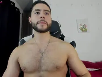 Chaturbate Best live sex cam show of bryan_oficials
