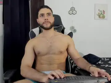Chaturbate Live Porn of bryan_oficials