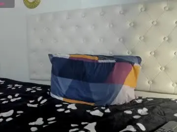 Chaturbate Best live sex cam show of bryan_oficials