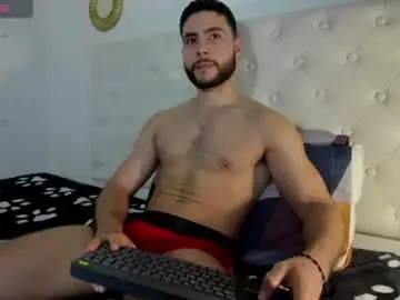 Chaturbate Best live sex cam show of bryan_oficials