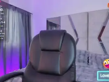 Chaturbate Watch Live Sex Cams of carolinefyre