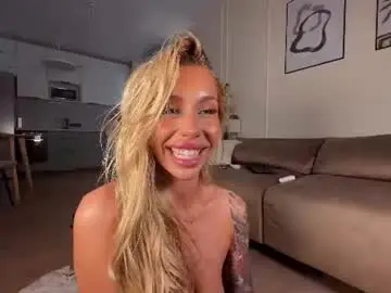 Chaturbate Live Sex of creambaby1