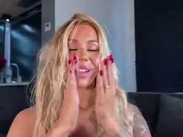 Chaturbate Sex Cam of creambaby1