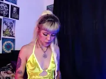 Chaturbate Nude Webcam of melisavelvet