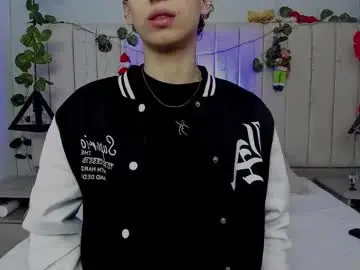 Chaturbate Watch Live Sex Cams of mykelcano