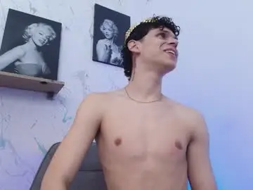 Chaturbate Best live sex cam show of mykelcano