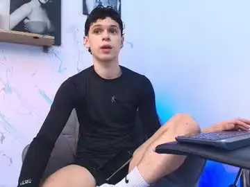 Chaturbate Adult Video Chat of mykelcano