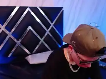 Chaturbate Live Sex of spencerm_