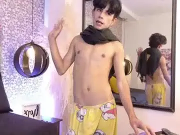 Chaturbate Free Live Porn of yeremmy_twink