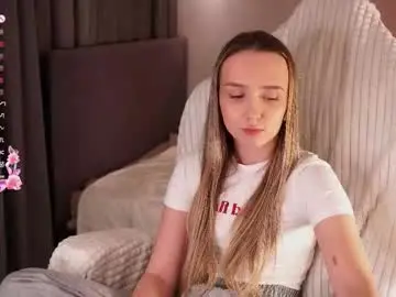 Chaturbate Free Live Porn of alodiaacomb