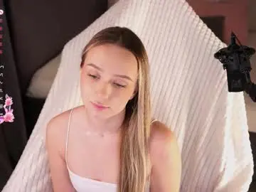 Chaturbate Best live sex cam show of alodiaacomb