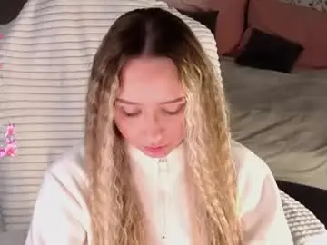 Chaturbate Adult Video Chat of alodiaacomb