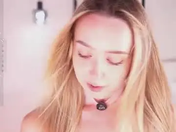 Chaturbate Sex Cam of alodiaacomb