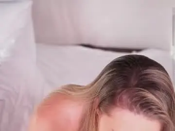 Chaturbate Free Porn Cam of alodiaacomb
