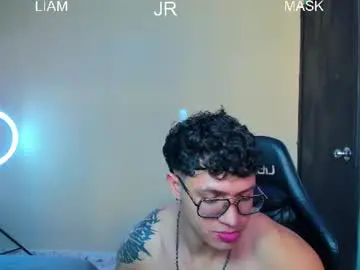 Chaturbate Watch Live Sex Cams of liiam_jesus