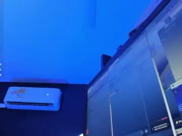 Chaturbate Free Porn Cam of skinny_mac_