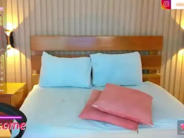 Chaturbate Live Sex Cam of soffia_modre