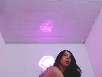 Chaturbate Free Porn Cam of valerii__fox_69