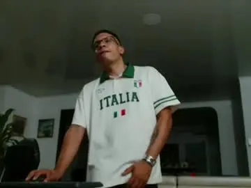 Chaturbate Free Porn Cam of damyan_2003