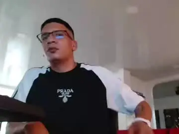 Chaturbate Free Porn Cam of damyan_2003