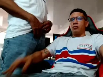 Chaturbate Live Porn of damyan_2003
