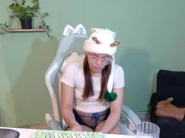 Chaturbate Free Live Porn of emerald_sparkles