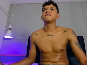 Chaturbate Live Sex of jeffry_wolvess