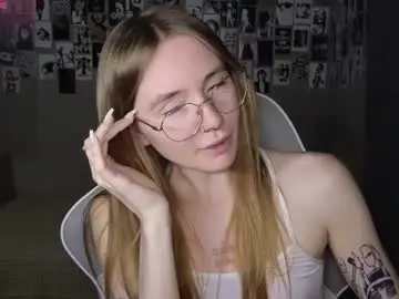Chaturbate Live Sex of littlevildevil