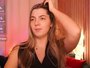 Chaturbate Watch Live Sex Cams of lucreciastorm